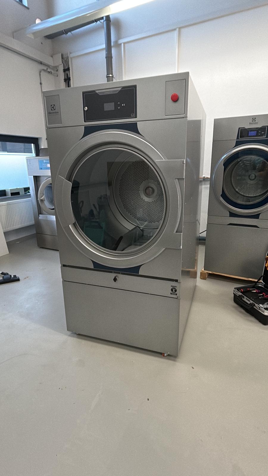 Gewerblicher Trockner für Wäschereibetrieb